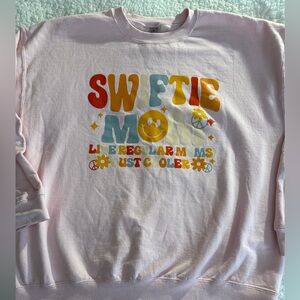 ⭐️ 3/$20 Swiftie Mom Pink Sweatshirt xl